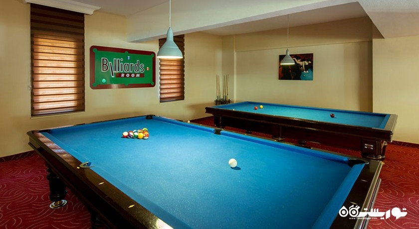 میز بیلیارد موجود در هتل